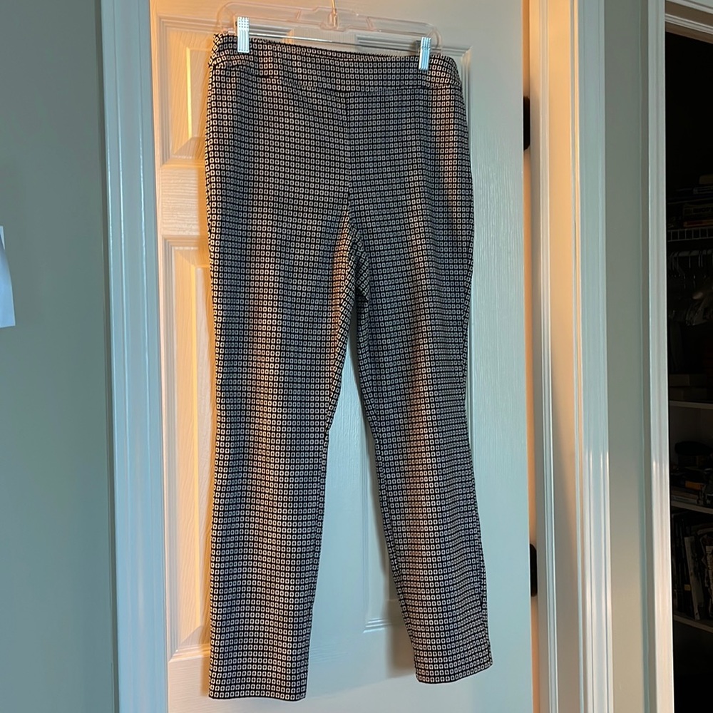 INC International Concepts brand ankle stretch pants